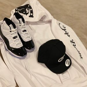 Package Deal Air Jordan 11 / chip bully hoodie/hat